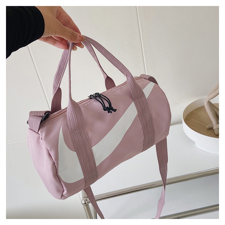 Túi đeo Chéo NIKE Nam & Nữ Màu đen, Túi Xách , Khóa Kéo, Vải Ni Lông