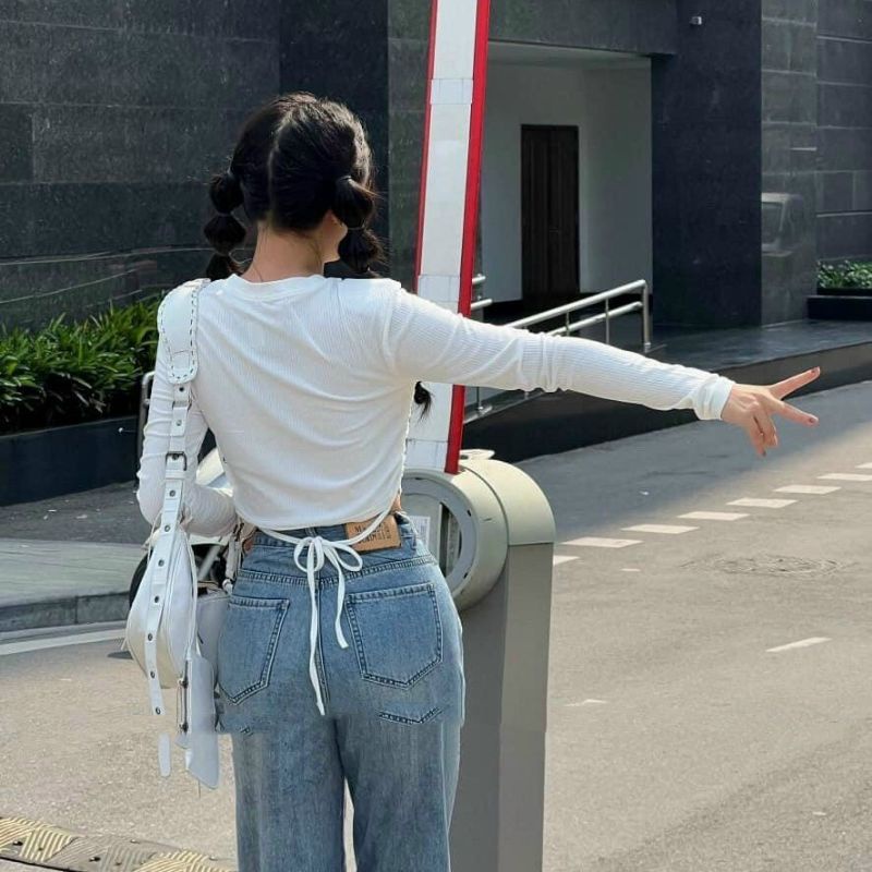 Áo cổ tròn tay dài croptop chất thun gân freesize màu đen/trắng/nude/vàng bò