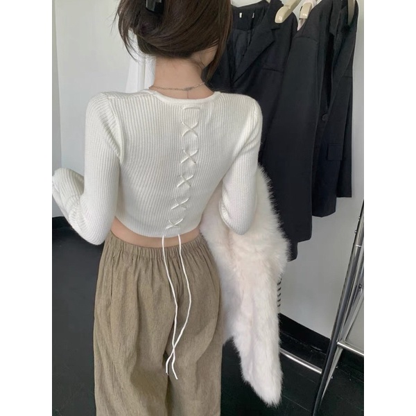 Áo len dệt kim cổ vuông tay loe đan dây lưng dáng croptop