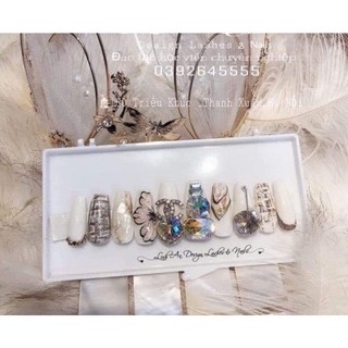 Hộp đựng nailbox, móng up sẵn