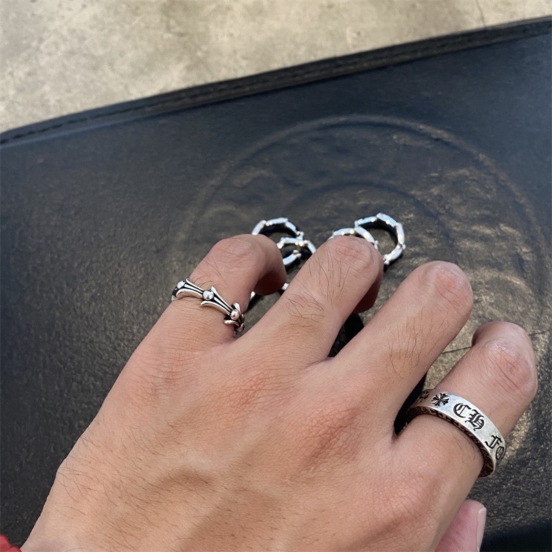 Nhẫn chromehearts