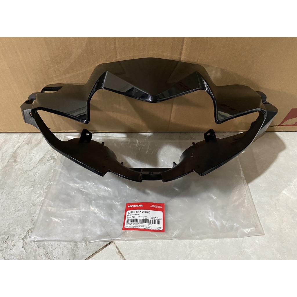 Ốp tay lái trước - Bàn thờ HONDA BLADE Số năm 2014-2015 màu Đen bóng. NH-B25M-đĩa 53205K57V00ZD