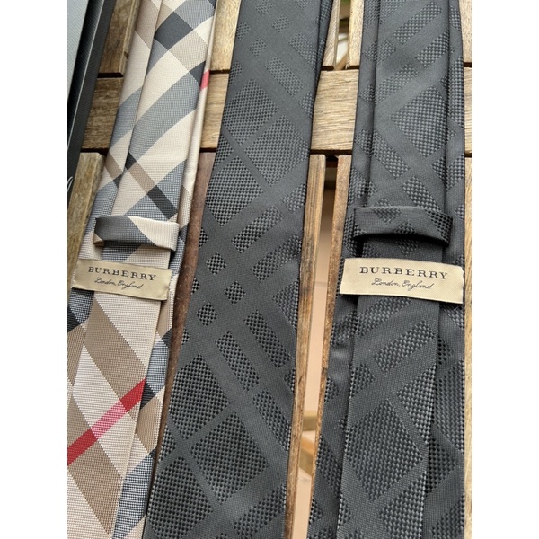 Cà vạt Burberry 03