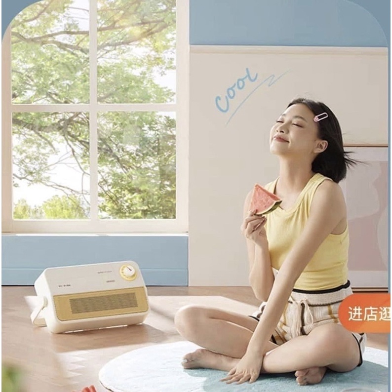 Quạt sưởi gốm treo tường URINGO 1800W không đốt oxi khó thở , ko khô da, màu vàng kem BH 12 tháng