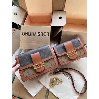 Túi Lv Kẹp Nách Hoa Nâu Bản Super Hàng Fullbox Nam Châm
