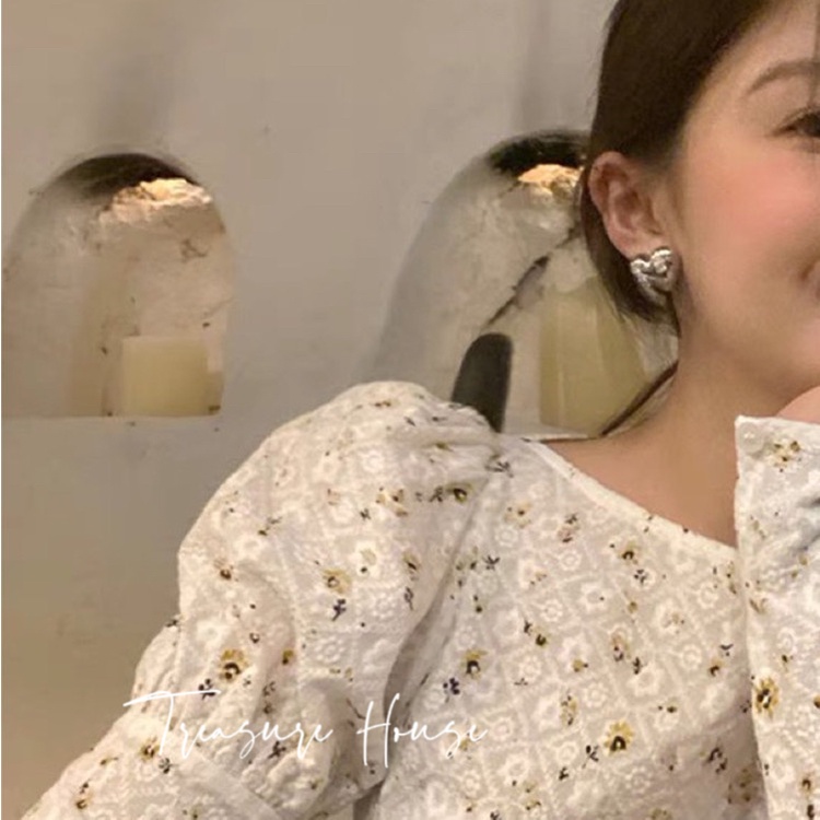 Bông Tai Đính Đá Zircon Cao Cấp Hình Trái Tim Phong Cách Hàn Quốc Sang Trọng Cho Nữ