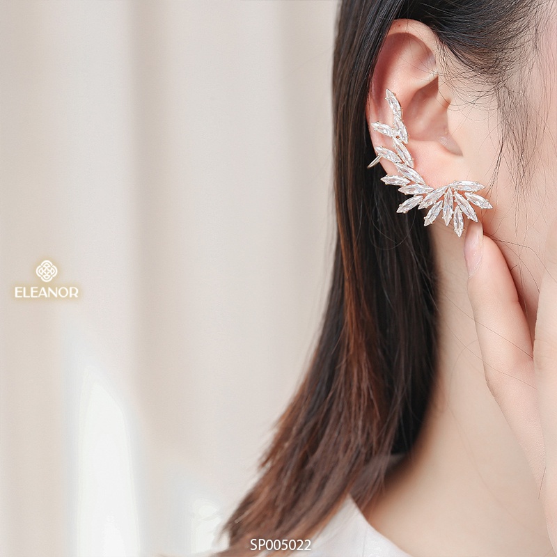 Bông tai nữ Eleanor Accessories hình đôi cánh bất đối xứng phụ kiện trang sức 5022