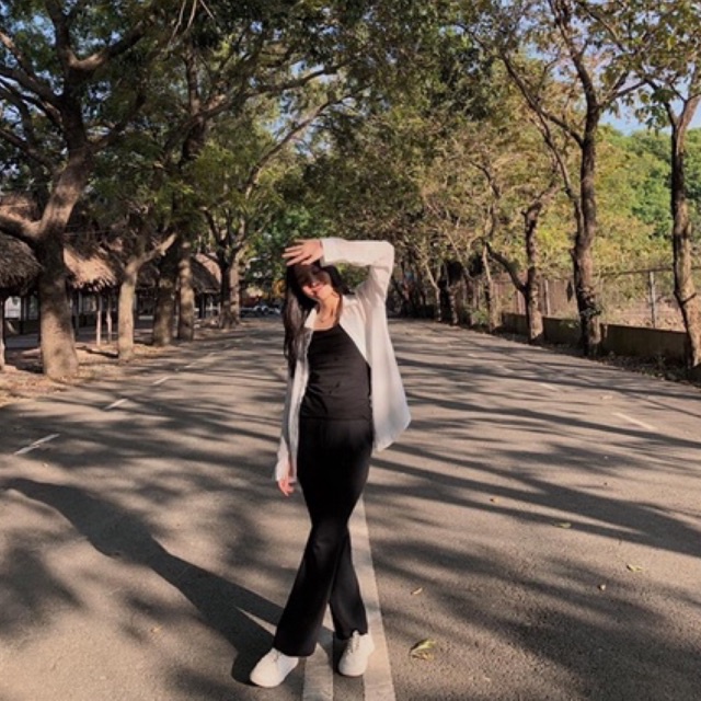 Sơ mi trắng mỏng kiểu Hàn