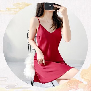 Váy ngủ lụa sexy cổ v hai dây đơn giản mặc lót trong BT119