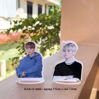 1 Tượng Standee BTS kích cỡ mini ( 1 tượng)