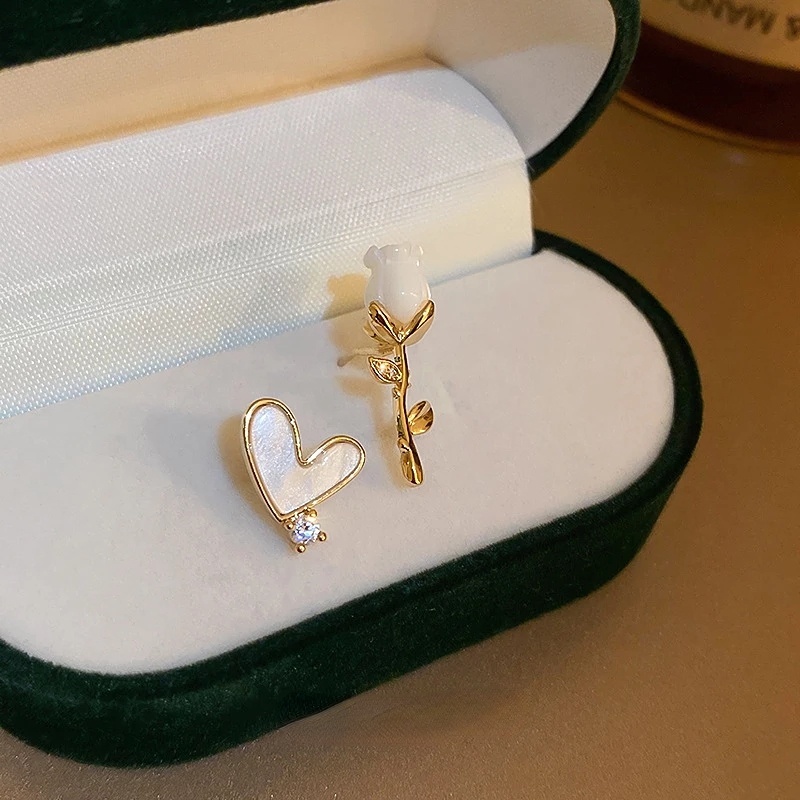 Khuyên Tai Hình Hoa Hồng / Trái Tim Thời Trang Thanh Lịch Dành Cho Nữ