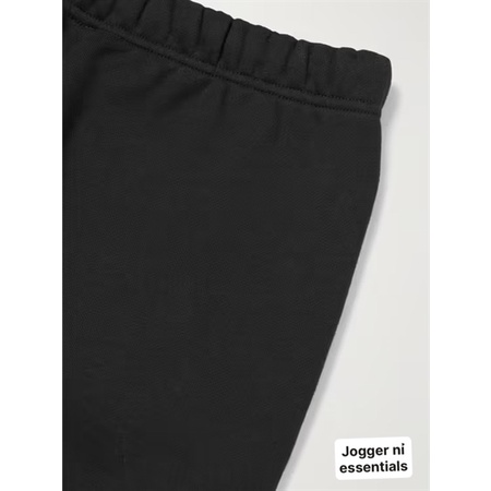 Jogger nỉ Essentials