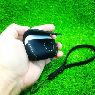 BAO DA AIRPODS PRO GEN 2 (2022) NÚT NAM CHÂM (DA THẬT)