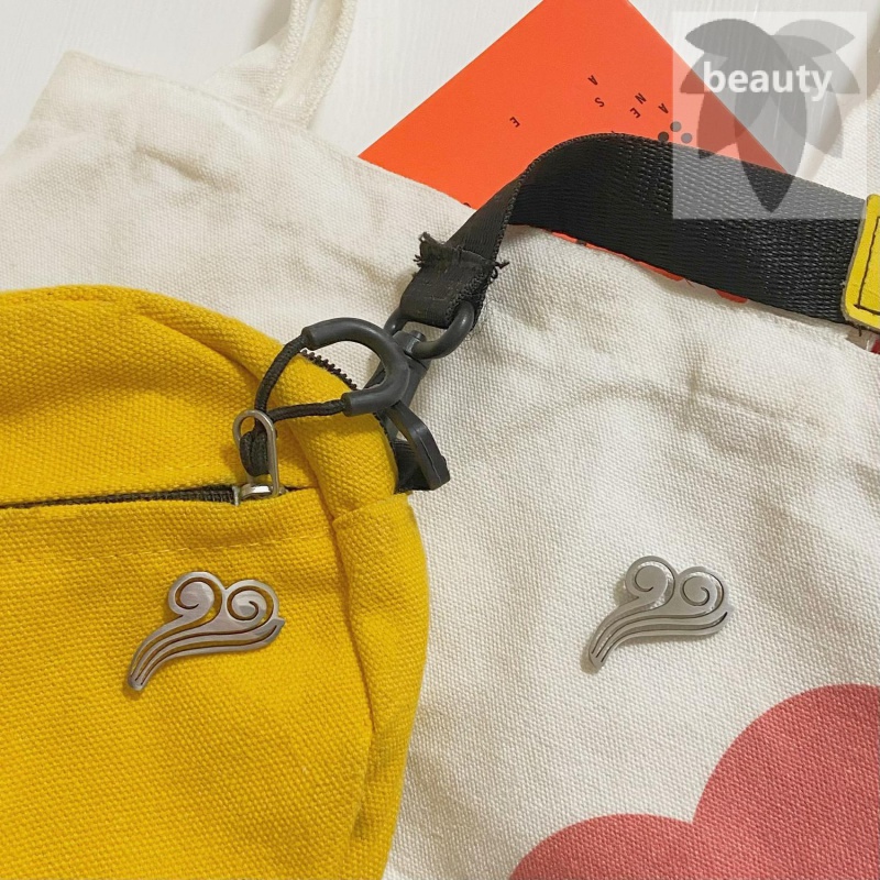 Trâm Cài Áo Kim Loại Hình Trái Tim in the air FortPeat Thời Trang