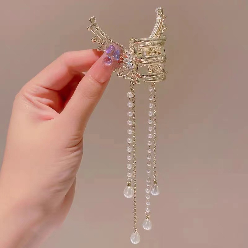 Cặp Kẹp Tóc Bán Nguyệt Đính Ngọc Trai Hình Bướm Và Dây Tua Rua Thời Trang Cao Cấp