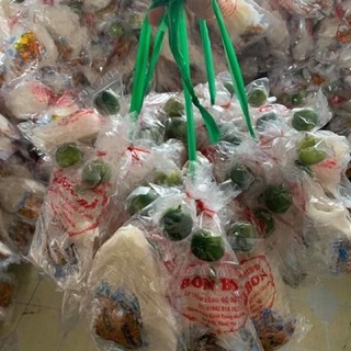 Bánh tắc xâu vò ( 1 xâu/10 gói )