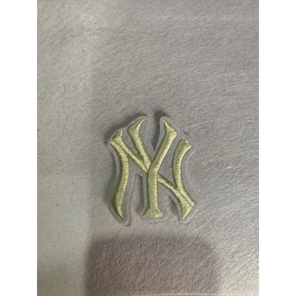 Sticker thêu là ủi yn