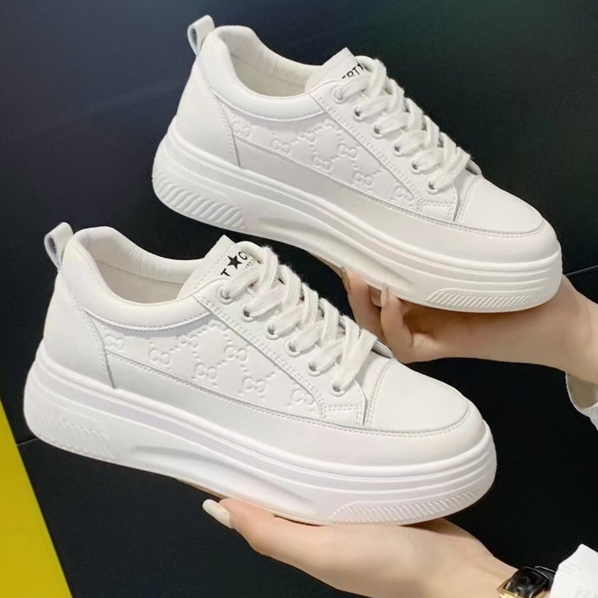 Giày da hoạ tiết GC độn đế 4p cao cấp - giày da nữ trendy 2022