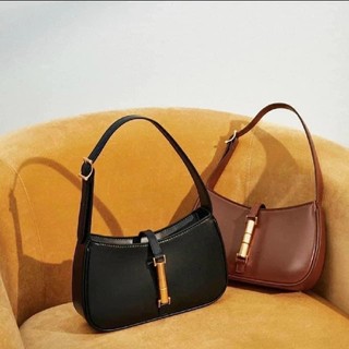 Túi kẹp nách cnk mã ck2-20151158 size 23cm auth tuồn