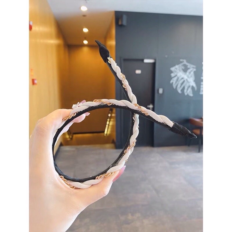Cài tóc trang trí da và dây xích đan chéo nhau siêu cool cho bạn gái