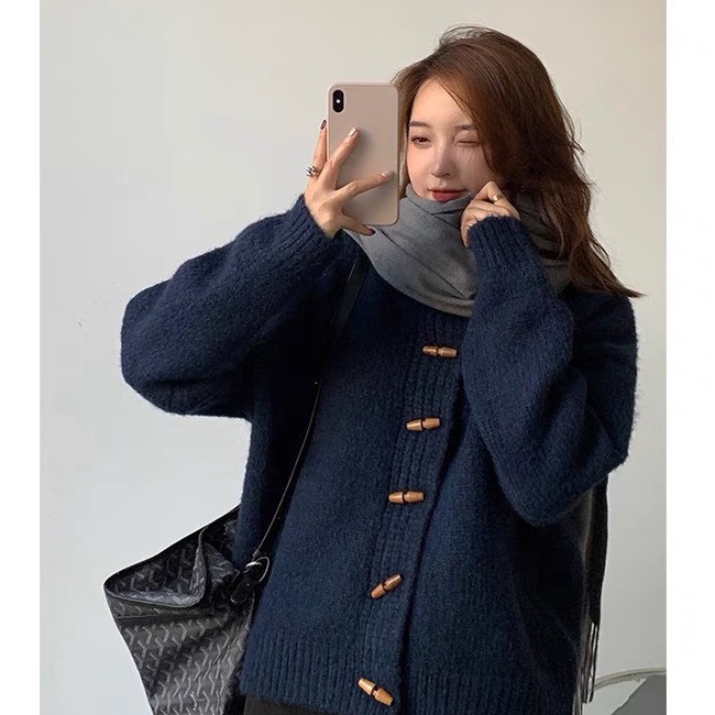 Áo Khoác Cardigan len cúc gỗ dày dặn mềm đẹp - OSAA DAILY