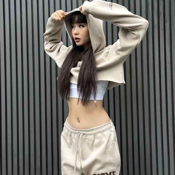 Bộ thể thao nữ Fitme áo Hoodie Croptop Be, quần jogger nỉ bông Be chất cotton dày dặn form rộng