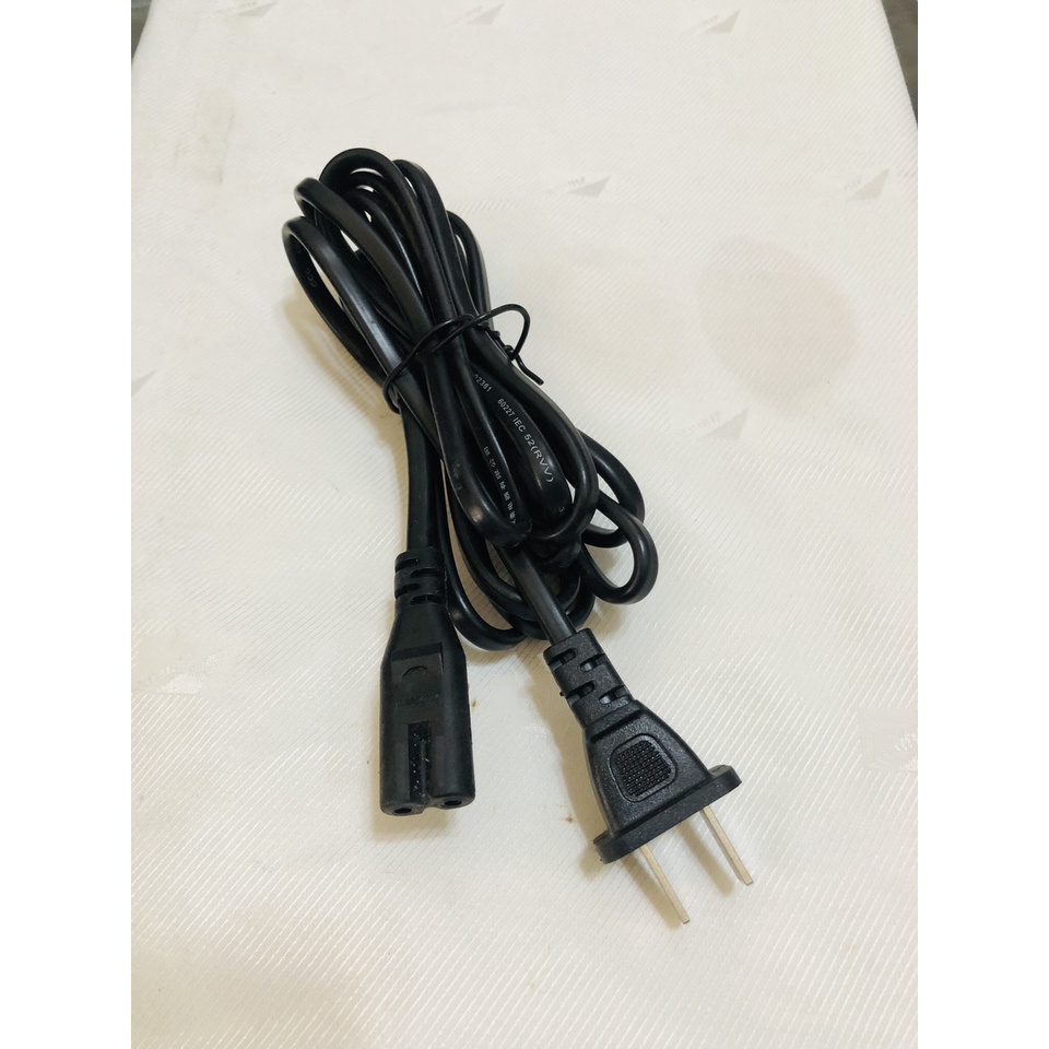 Dây nguồn số 8: sạc loa kéo, nguồn tivi... dài 2.5 mét