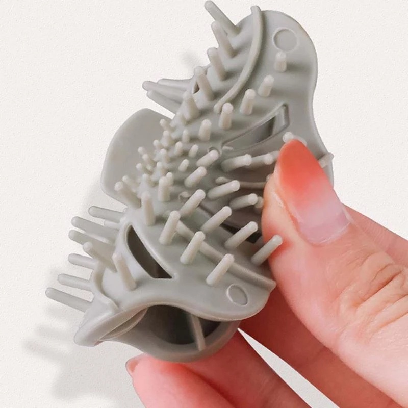 1 Bộ Dụng Cụ Vệ Sinh Cọ Trang Điểm Tiện Lợi