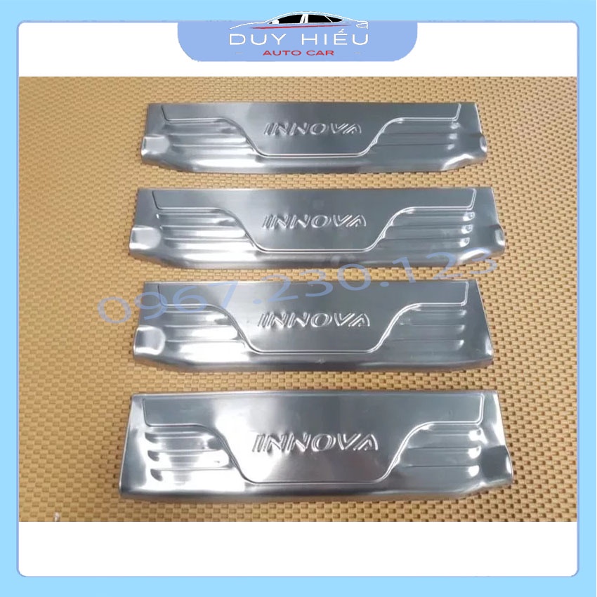 ỐP BẬC CỬA TRONG NGOÀI INNOVA 2007-2015 8 MIẾNG