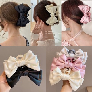 Kẹp tóc hình cá mập bằng satin phong cách hàn quốc
