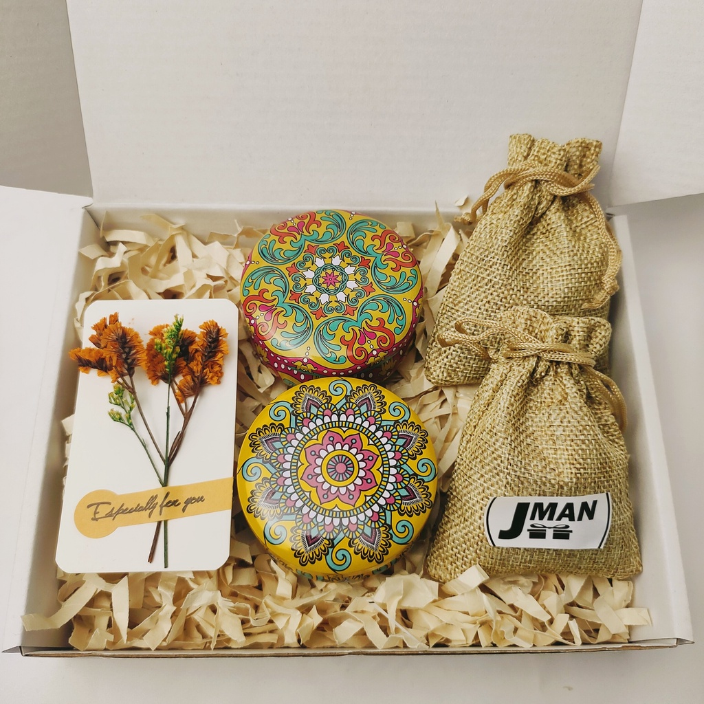 Set quà tặng nam gồm nến thơm, túi thơm