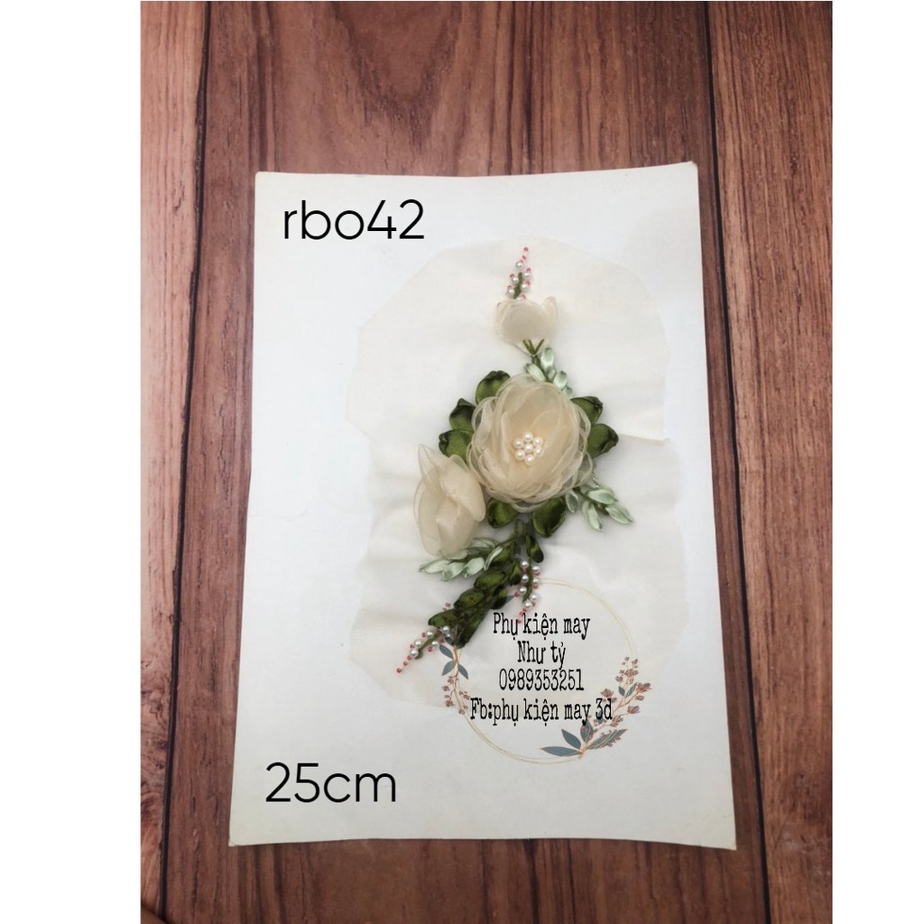 Nhánh ren thêu ruy băng xinh xắn