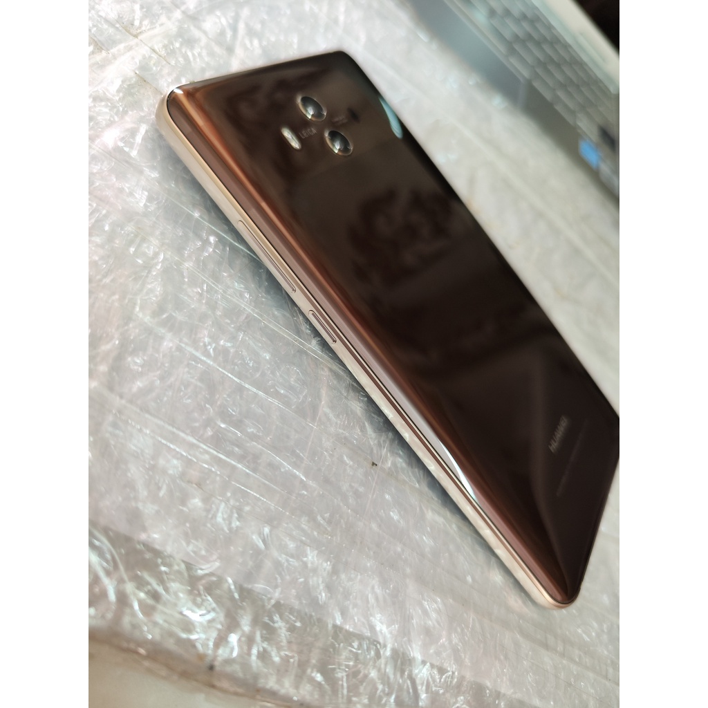 Điện thoại Huawei Mate 10 màu nâu cafe