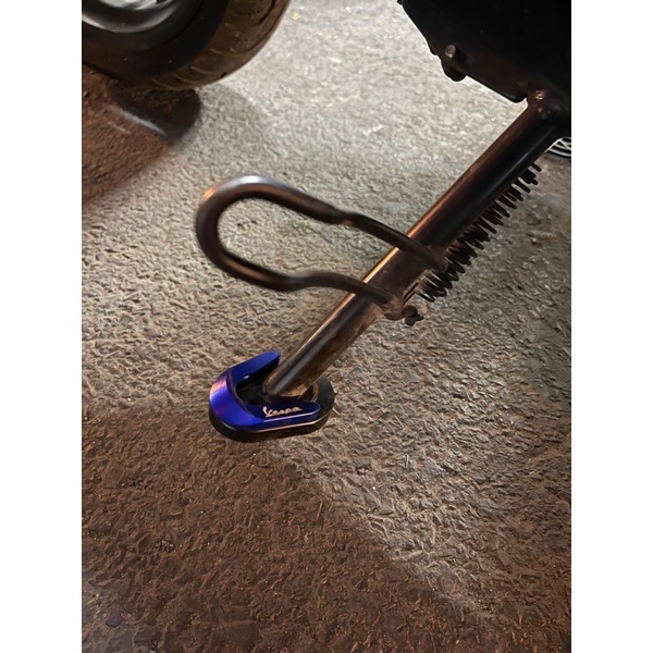 BỌC CHÂN CHỐNG CHO XE VESPA