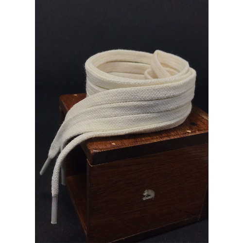 Dây giày thể thao trắng dẹt 1m2 K003