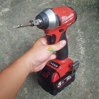 Máy siết bulong milwaukee m18 - máy mỹ - đầu 2 trong 1 - máy bắn bulong không chổi than