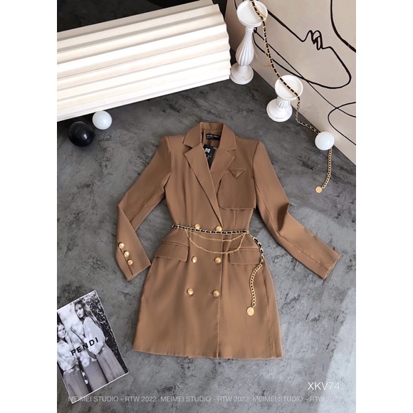 Áo váy cổ vest đính cúc