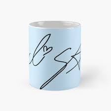 Cốc sứ cao cấp in hình ngôi sao Hàn Quốc Lisa Blackpink siêu dễ thương