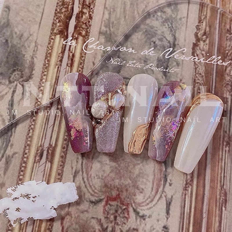 Màu nước nén trắng - đen làm loang vân đá siêu đỉnh