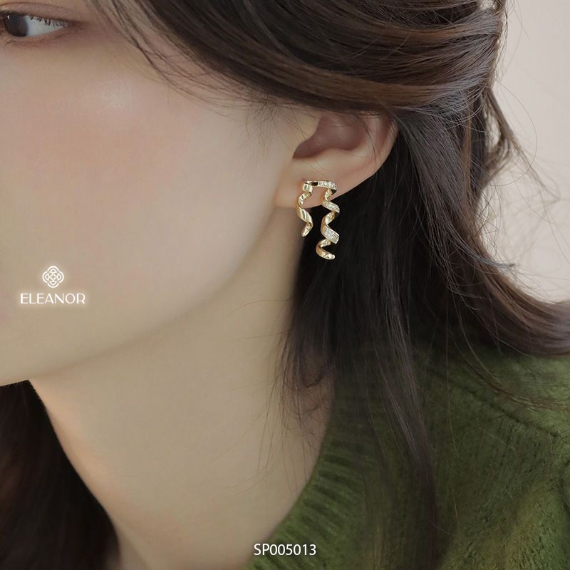 Bông tai nữ Eleanor Accessories hình xoắn lượn sóng đính đá phụ kiện trang sức 5013