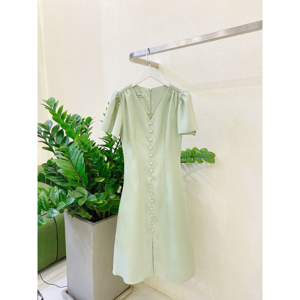 Đầm cổ tim CHARMO màu pastel form basic Button Vneck Dress