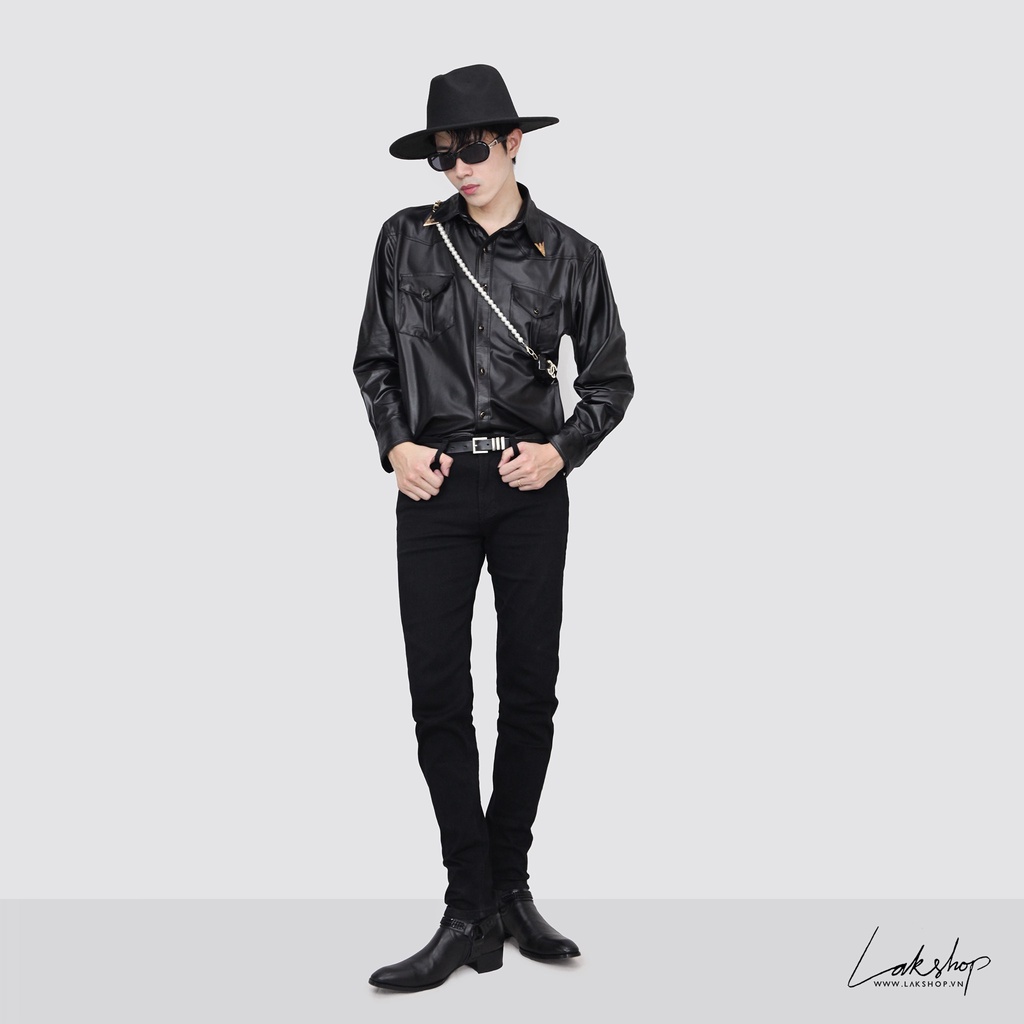 Áo sơmi tráng da Lak Studios Faux Leather with Metallic Collar Tip Shirt