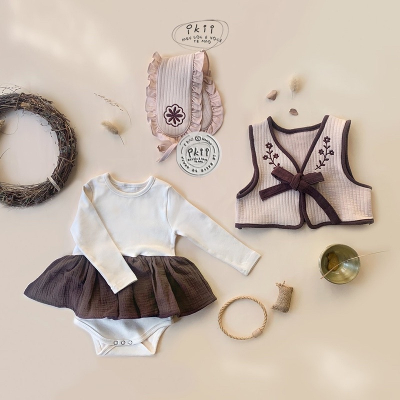 Set Aggie Hanbok cho bé hãng Ikii Hàn Quốc