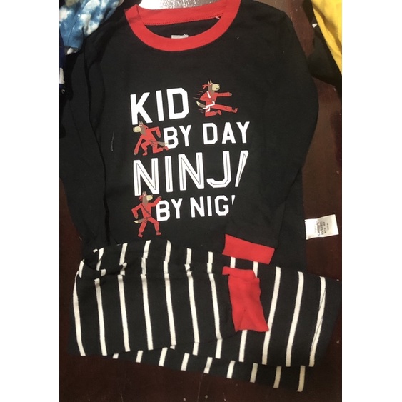 Bộ carter bé trai đỏ noel sz 18M-5Y satsunkid form nhỏ mẹ tăng 1sz