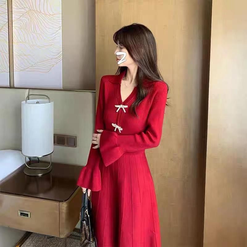 Đầm Dệt Kim Chữ A Nhỏ Màu Đỏ Ôm Dáng Phong Cách Retro Thu Đông Size Lớn