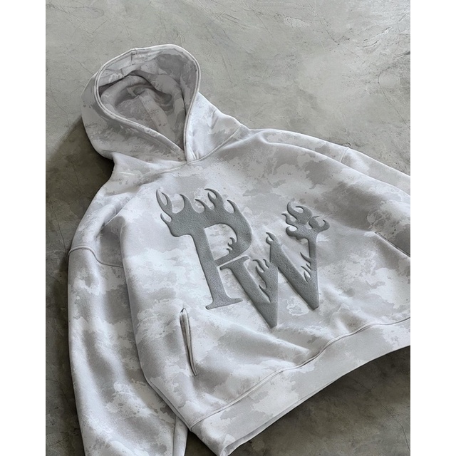ÁO HOODIE UNISEX PW FIRE LOGO HOODIE POWR (𝘷𝘦𝘳 𝘛𝘪𝘦-𝘥𝘺𝘦)