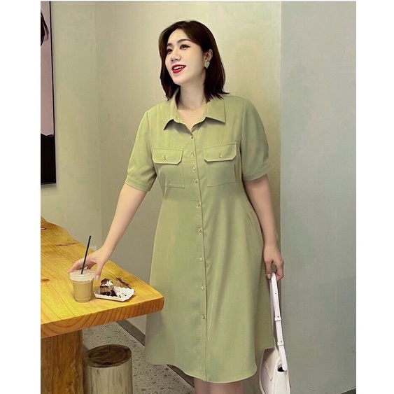 Đầm váy sơ mi big size công sở Mai House tay ngắn cài cúc kèm túi trước ngực chất cotton lụa gân dáng suông - D2603