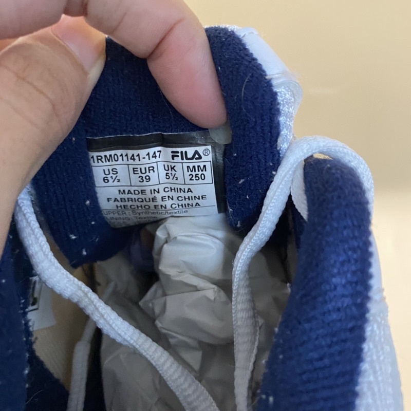 Giày chính hãng đã qua sử dụng