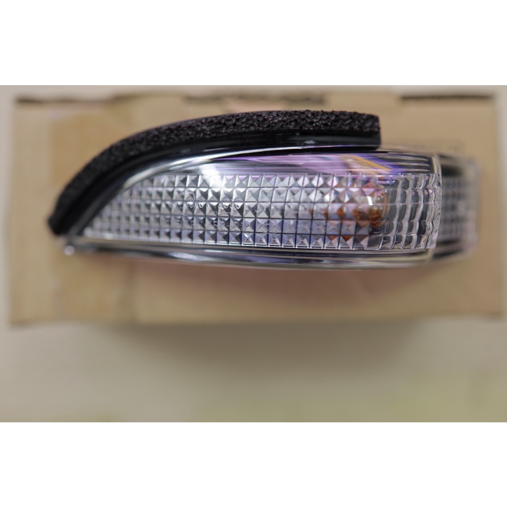 Đèn xi nhan gương TOYOTA Vios 2014-2018/ camry 2010/corolla/ altis