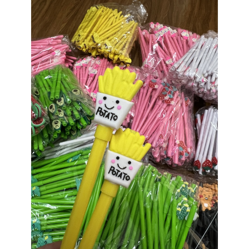 Bút bi mực đen nước đẹp dễ thương độc đáo nhiều mẫu, nhiều mẫu cute